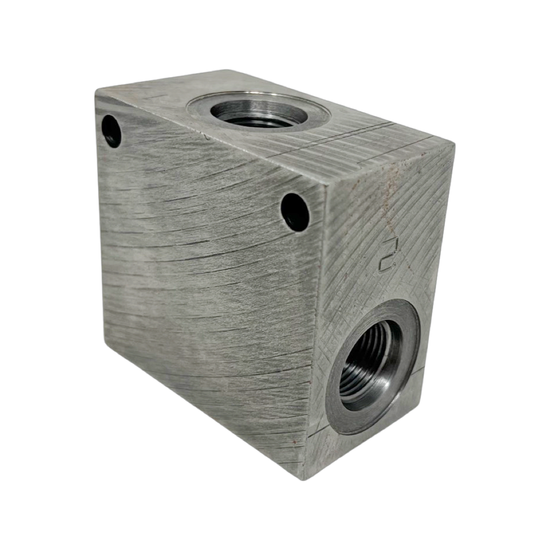 DC102CB6S : Daman Common Cavity Body, C-10-2 Cartridge Cavity, #6 SAE (3/8") Port Connections, 5000psi Rated, Ductile Iron, Without Gauge Port